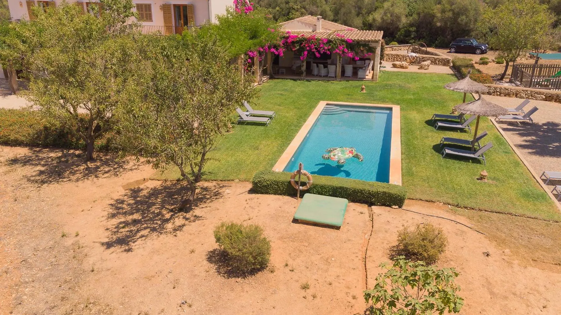 Villa Finca Xemarri Santanyi Spain